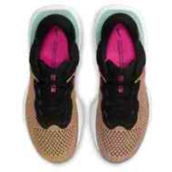 Nike ZoomX Invincible Run Flyknit Volt Bright Mango Running Shoes Women's - Picture 2 of 7